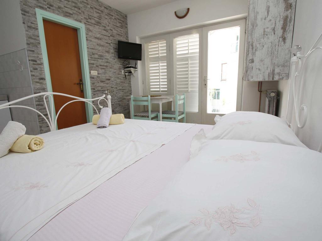Apartments Srdjan Makarska Eksteriør bilde